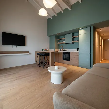 Nest On The Sky Villa